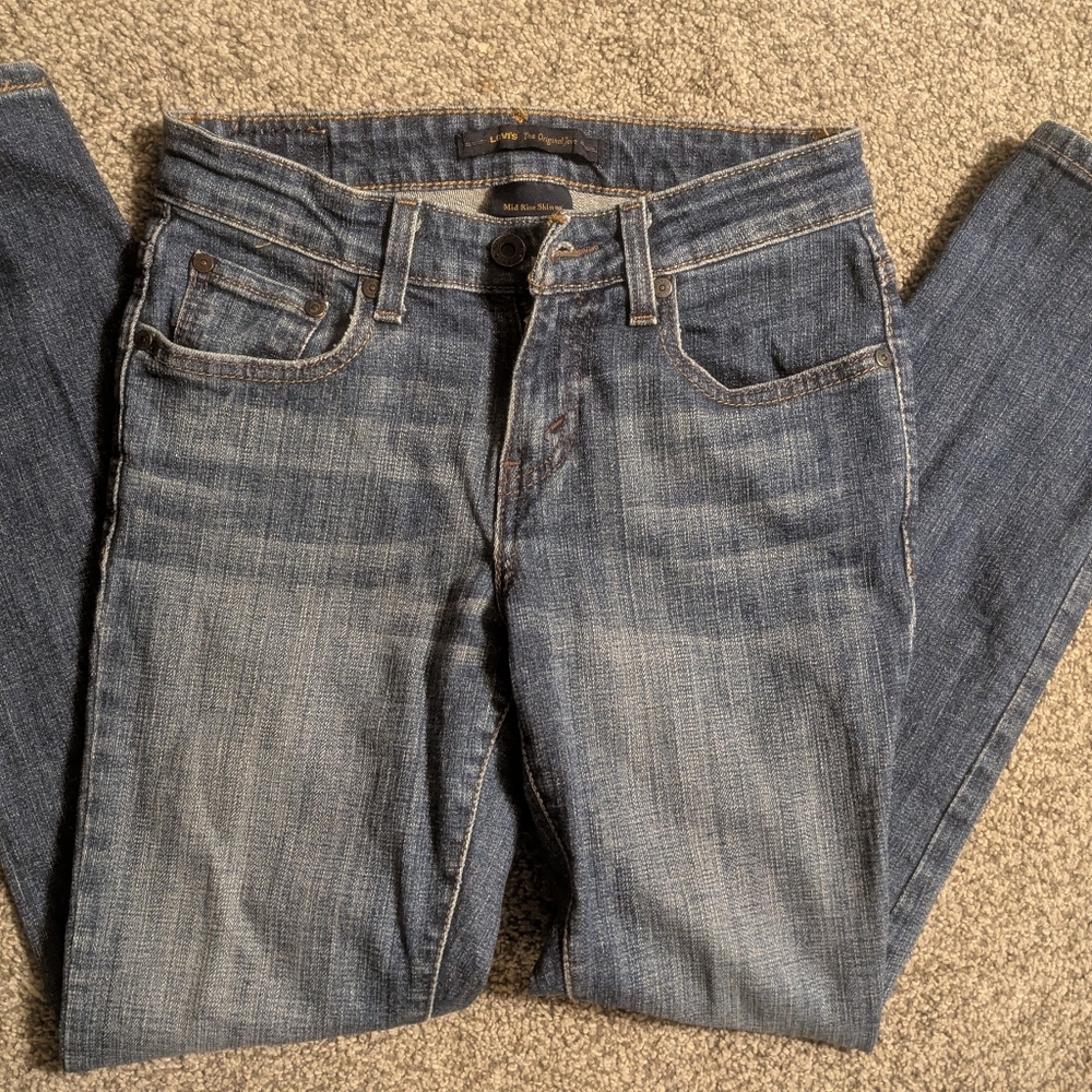 Levi’s Mid Rise Skinny Jeans – Women’s Size 2M